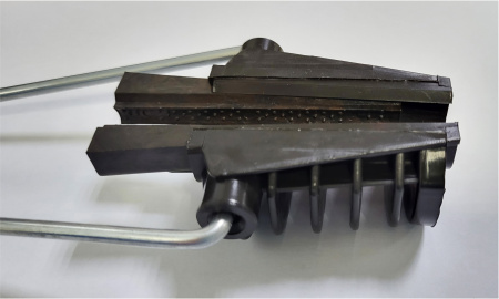 Зажим пластиковый Н-3 предназначен для крепления самонесущего оптического кабеля от 4 до 7мм с усилием до 1,5кН Зажим пластиковый Н-3 предназначен для крепления самонесущего оптического кабеля от 4 до 7мм с усилием до 1,5кН