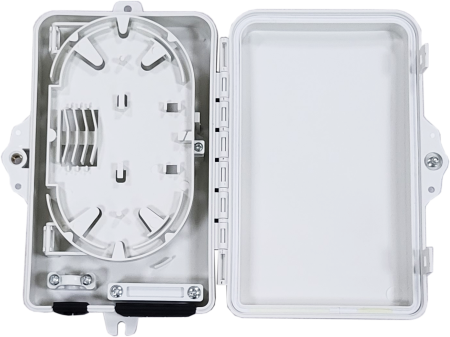 Предназначена для быстрого и удобного подключения до 4 абонентов в PON сетях. Содержит сплайс-кассету для установки оптического делителя и весь необходимый крепеж. 